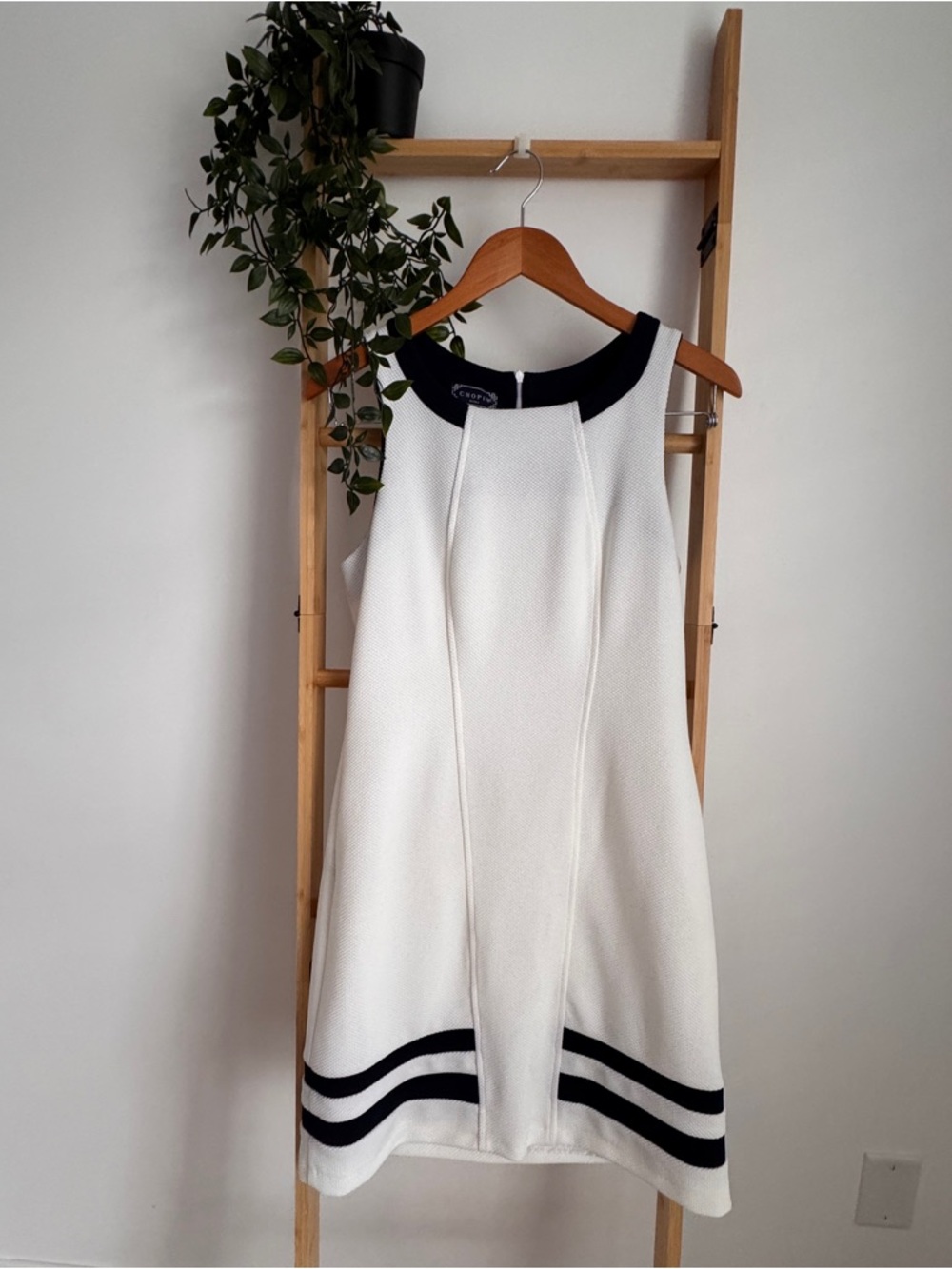 Chopin Roma Capsule Chic Sleek Little White Dress Black Contrast Trim Size 4